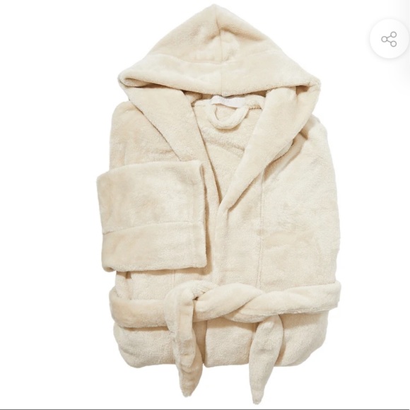 Summer & Rose Cozy Robe - Picture 4 of 7